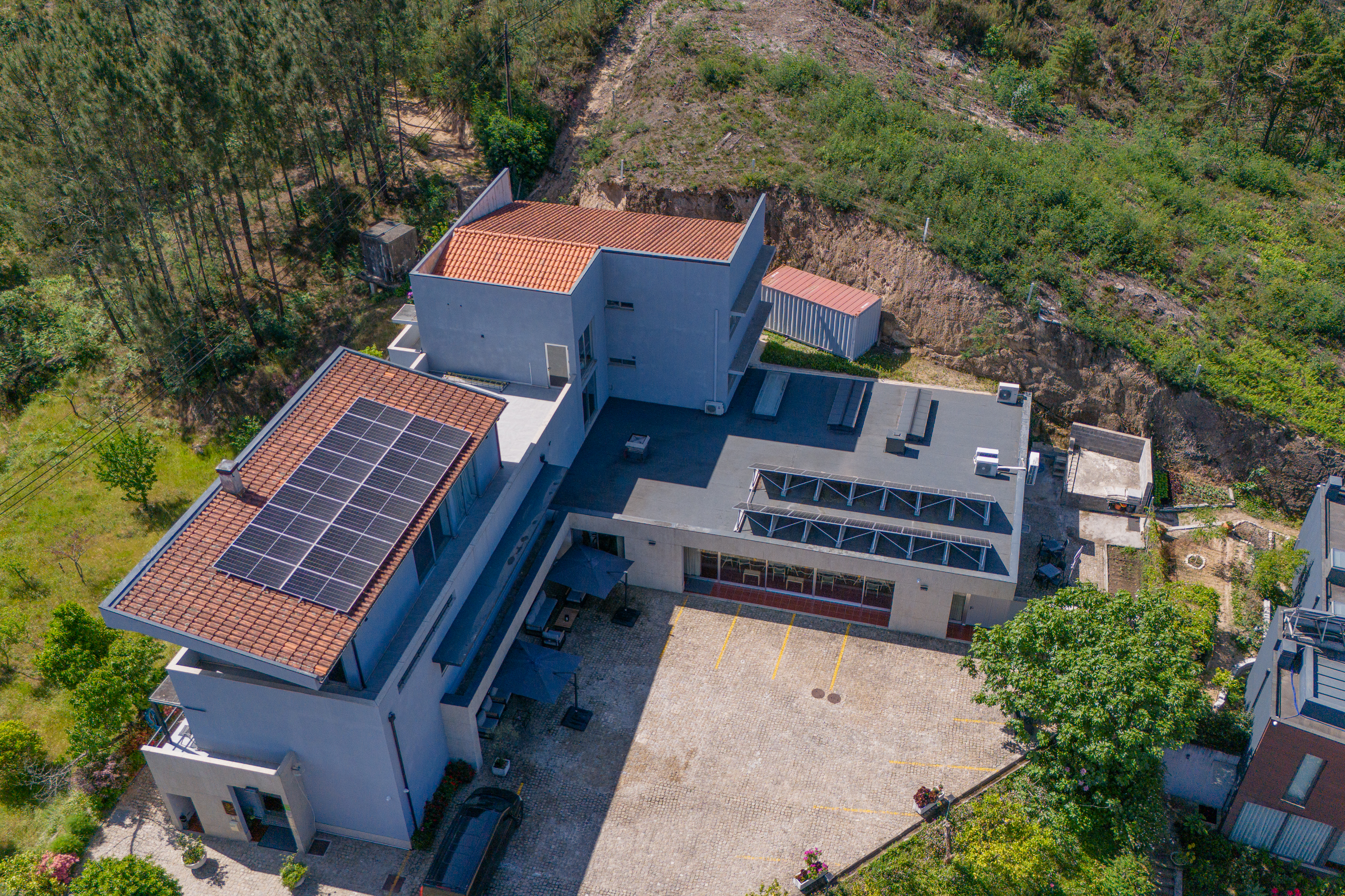 Dji 20260425111946 0070 D Ejr